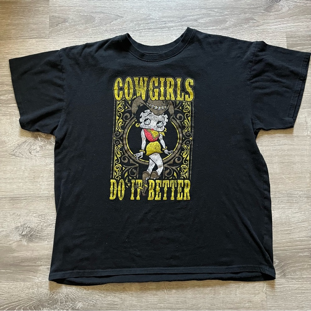 Vintage Betty Boop Cowgirls Do It Better shirt